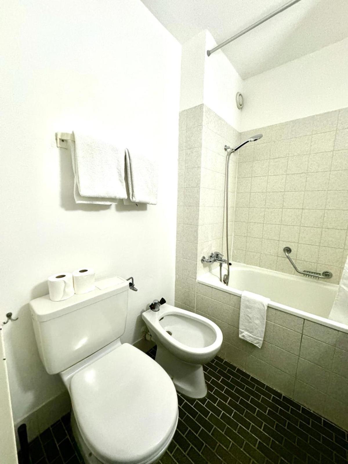 Neuchatel City Hotel المظهر الخارجي الصورة