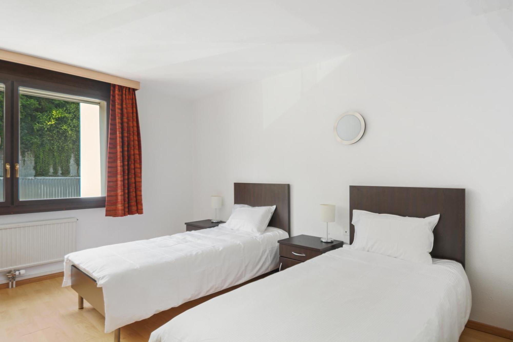 Neuchatel City Hotel الغرفة الصورة